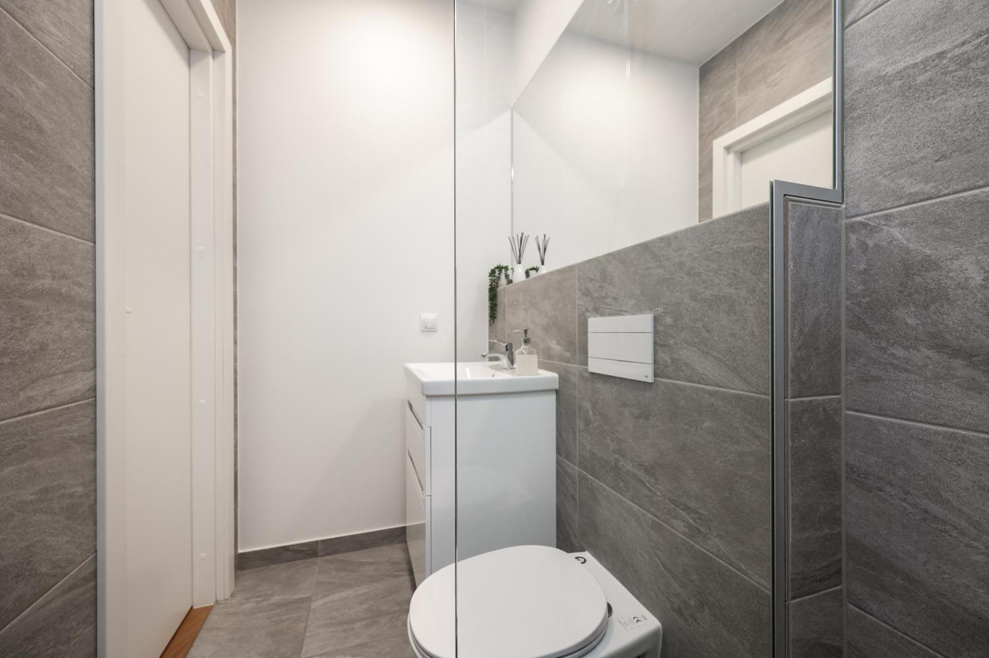 Hilltop Apartments - Studio Rooms In City Centre Ταλίν Εξωτερικό φωτογραφία